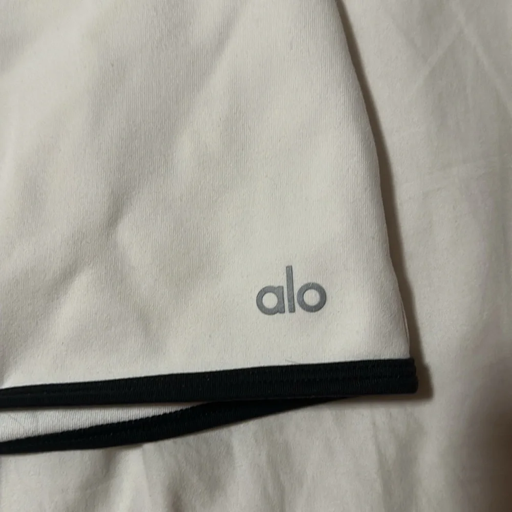 ALO Yoga Airbrush Streamline Tennis Skirt - Picture 5 of 7